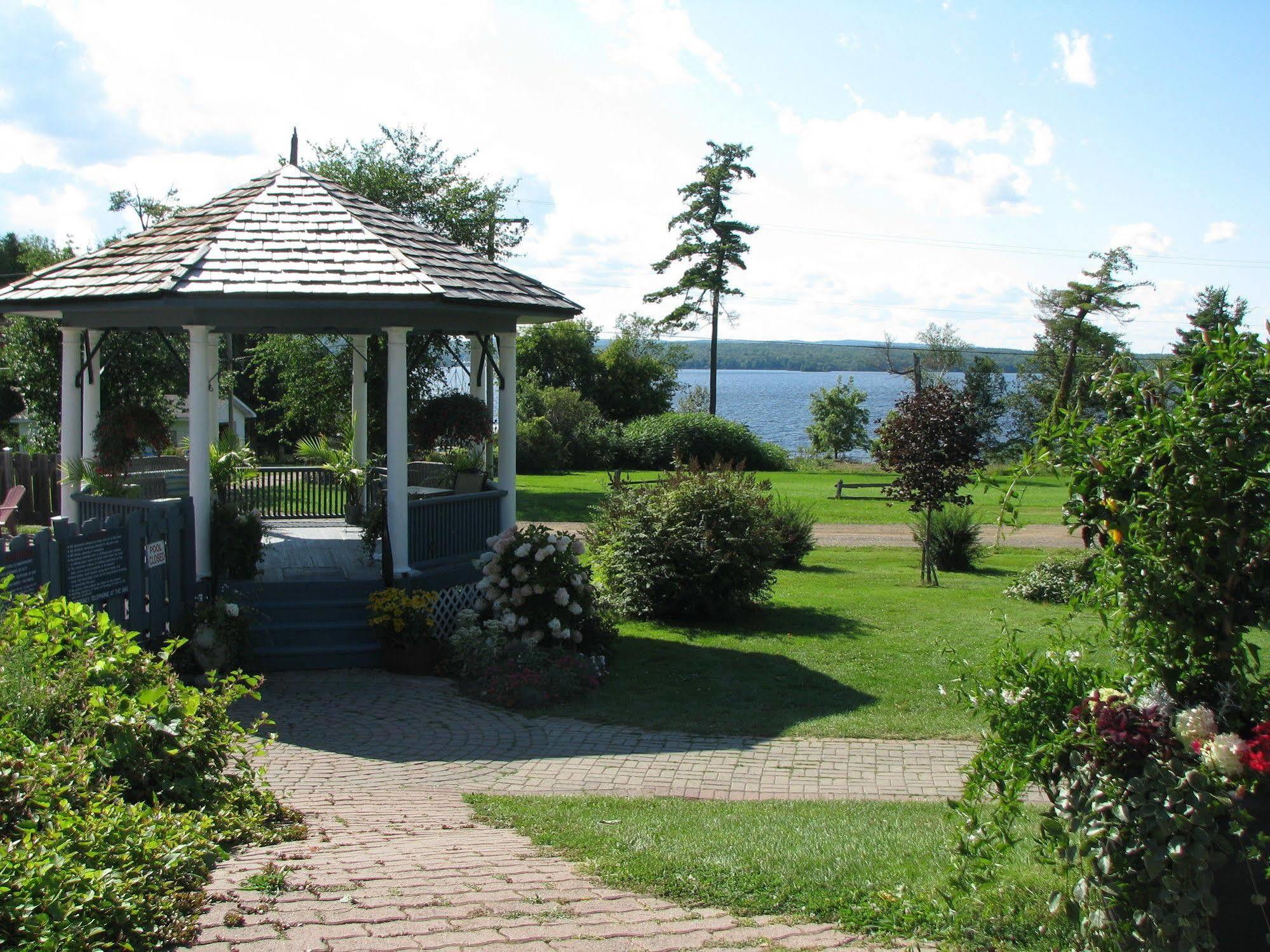 Highlands Four Season Resort Calabogie Kültér fotó